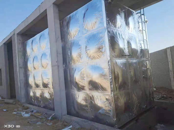 不銹鋼水箱到達(dá)保溫效果的辦法原因